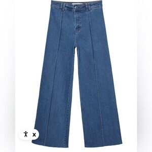 Stradivarius Classic Blue Wide-Leg Jeans
